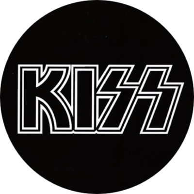 Imán Kiss Logo